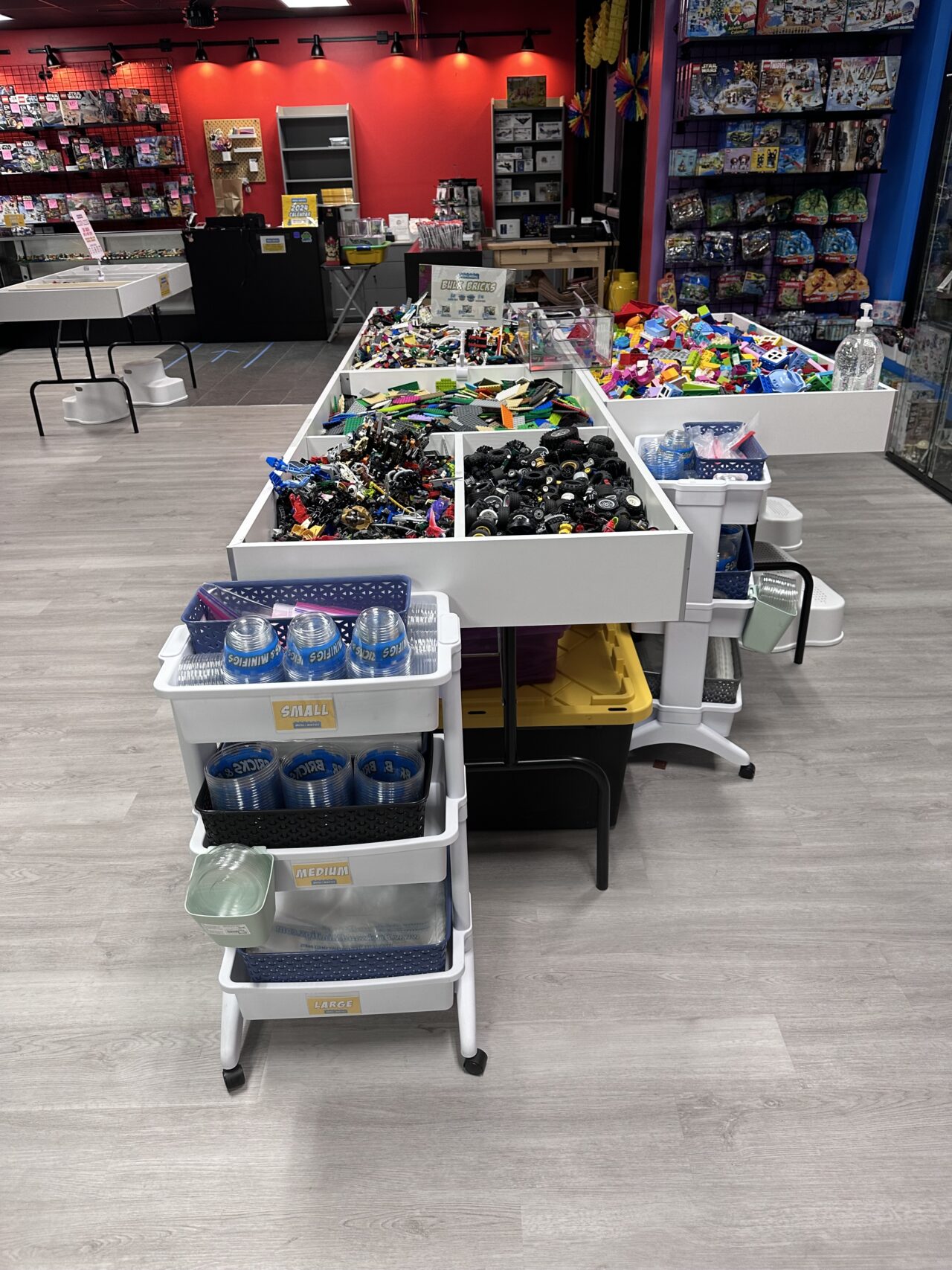 LEGO® Resale Store Buy Sell Trade Bricks and Minifigs N