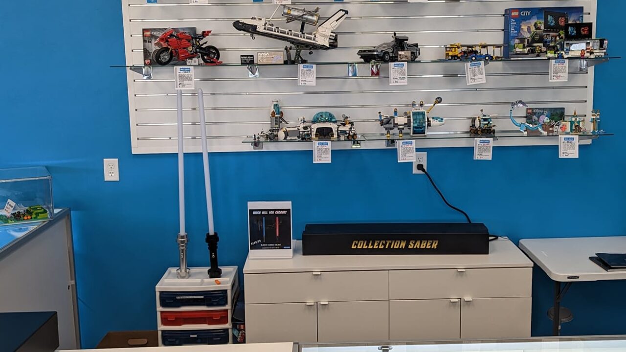 LEGO® Resale Store Buy Sell Trade Bricks and Minifigs Fox Valley