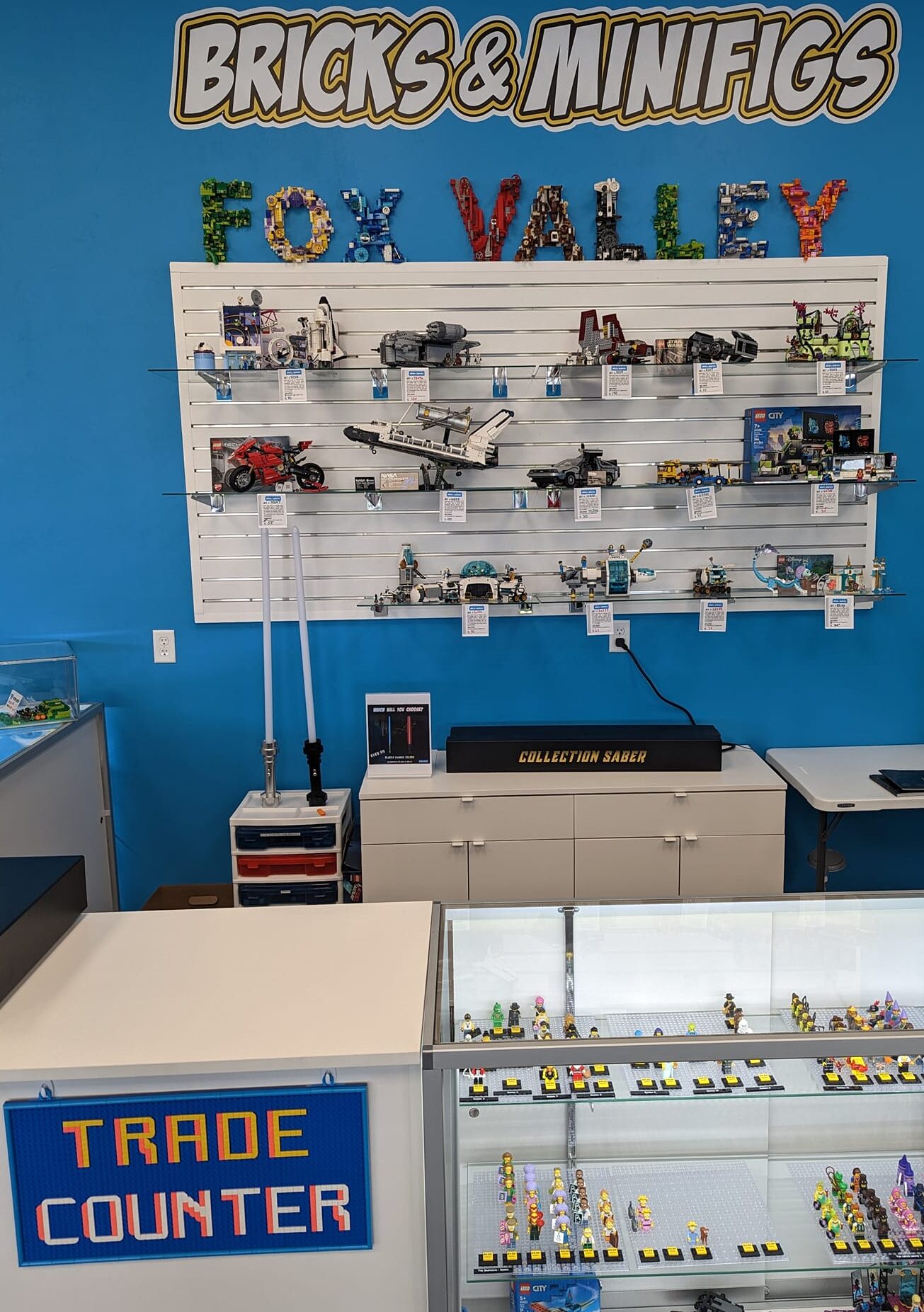 LEGO® Resale Store Buy Sell Trade Bricks and Minifigs Fox Valley