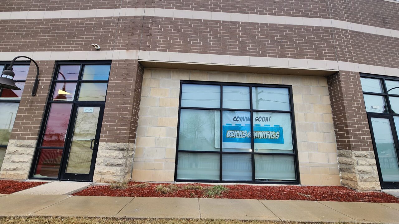 LEGO® Resale Store Buy Sell Trade Bricks and Minifigs Franklin