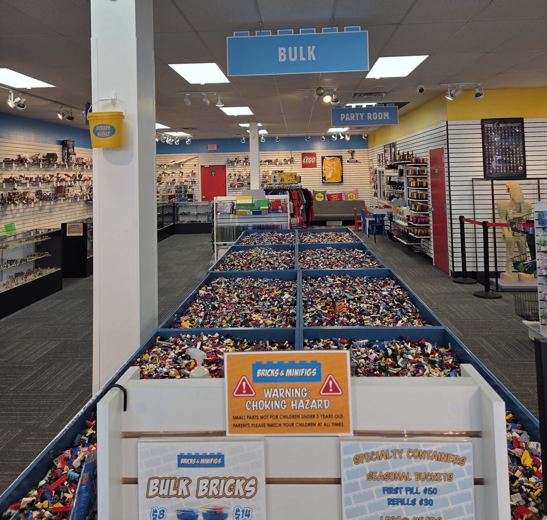 Bulk LEGO Tables at Bricks and Minifigs Schaumburg Bulk LEGO tables inside Bricks and Minifigs Schaumburg near Woodfield Mall