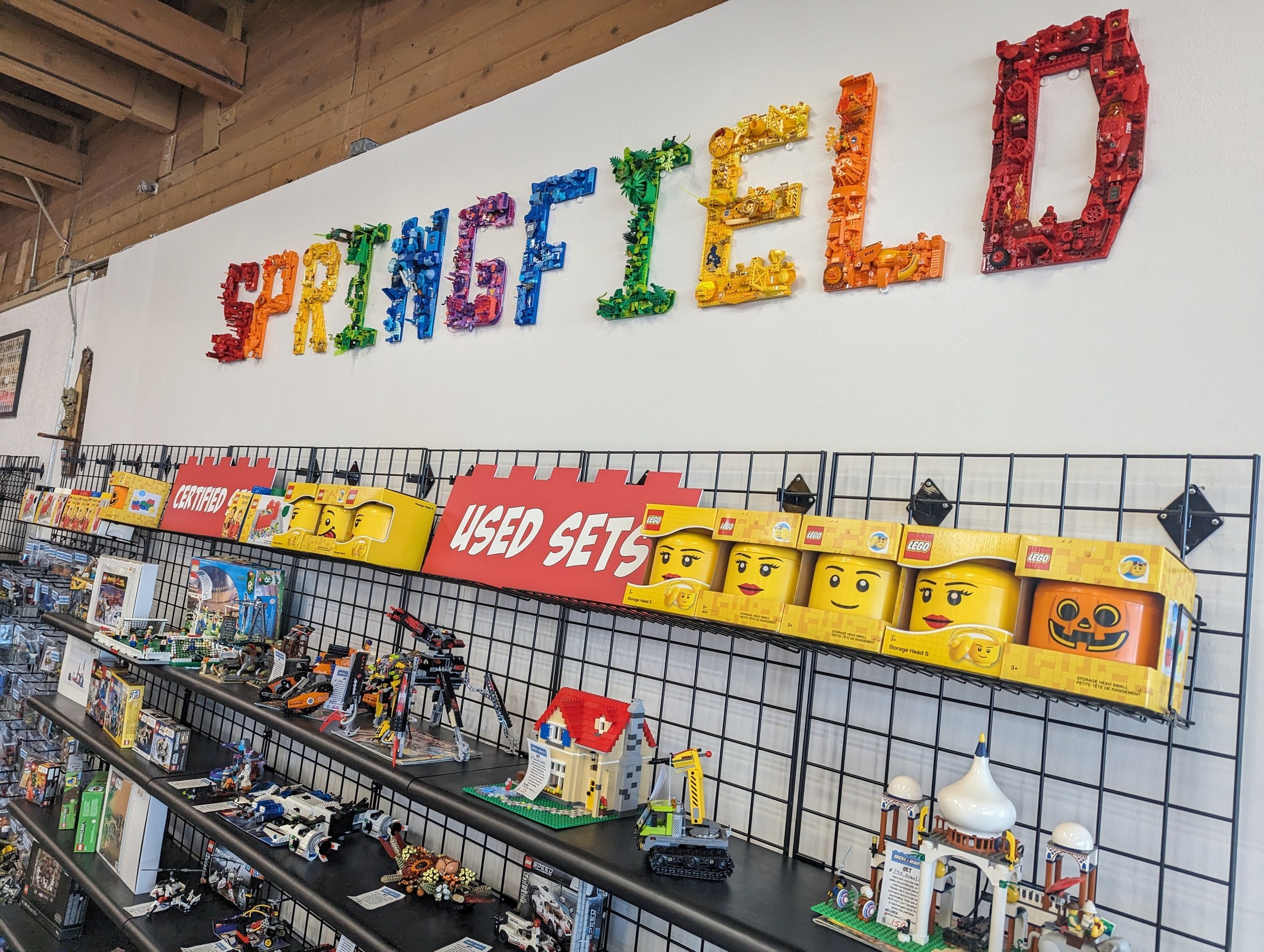 357431395_848086220009481_1596693814344697874_n interior of BAM store showing many used LEGO® sets for display