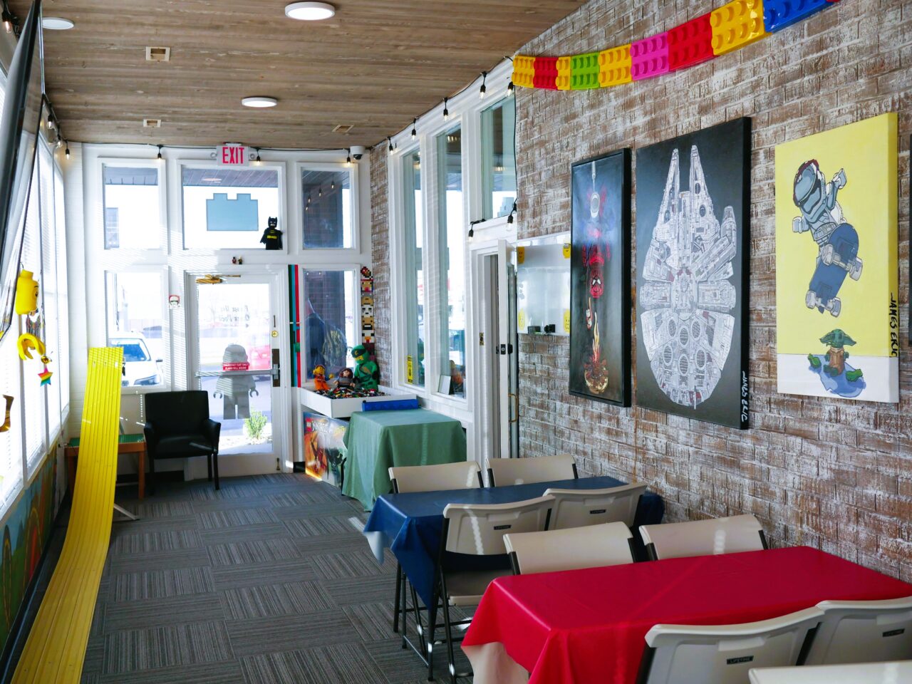 LEGO® Resale Store in Springfield, MO Bricks & Minifigs