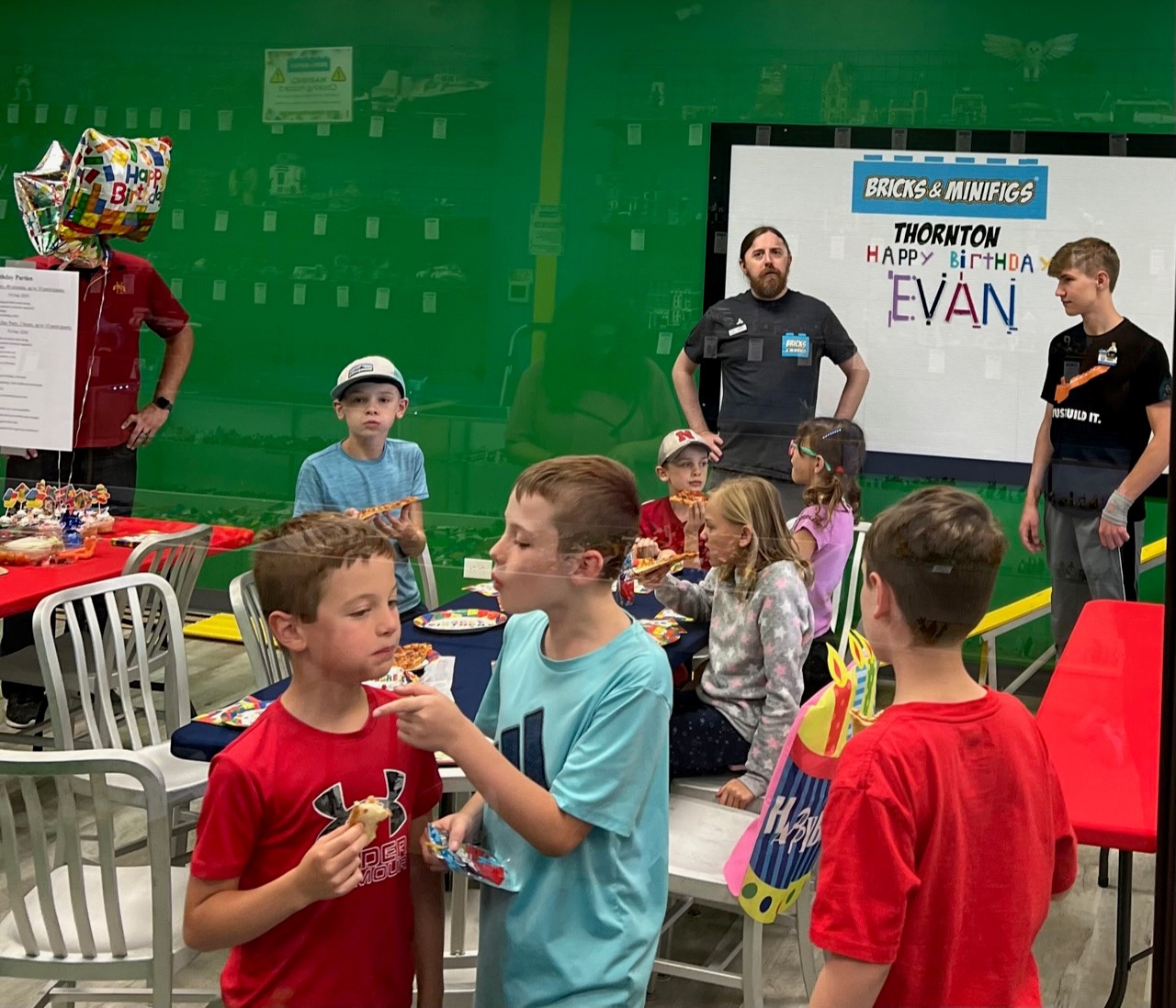 LEGO® Resale Store Buy Sell Trade Bricks and Minifigs New Store