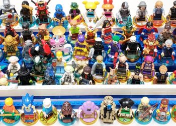 Inventory of LEGO pieces and LEGO figures inside a Bricks & Minifigs LEGO Toy Store