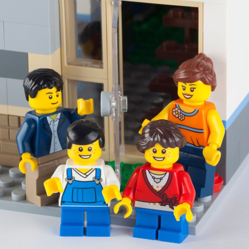 Four LEGO minifigure.