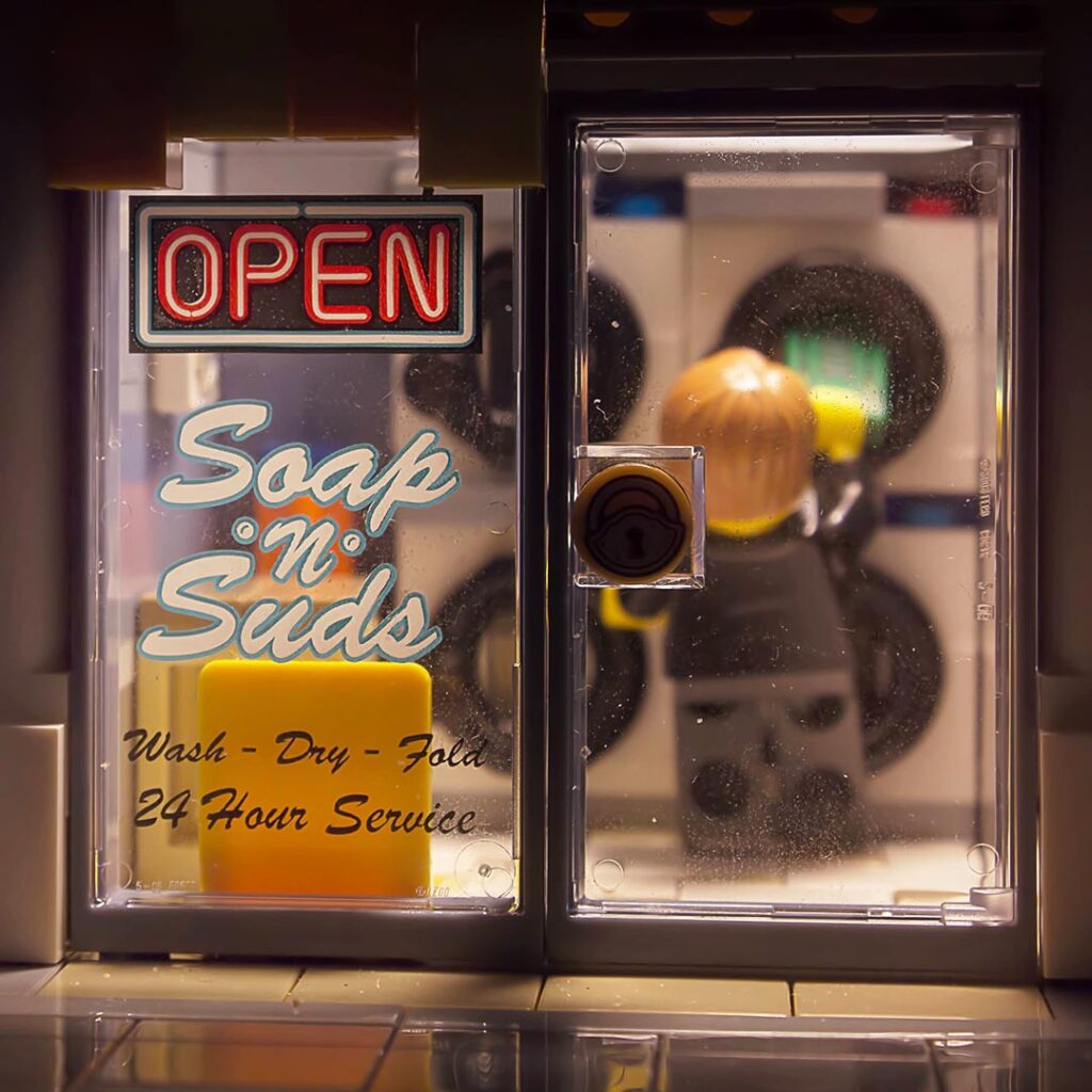 Lego laundromat scene