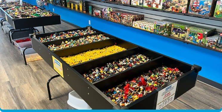 Bricks & minifigs store sale